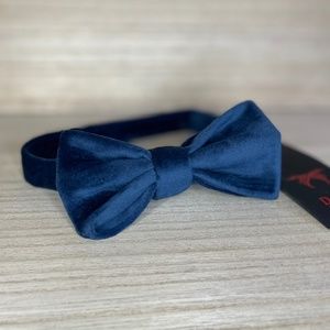 NWT! Mens Devils Advocate velvet bow tie blue pre-tied Holiday Dance adjustable